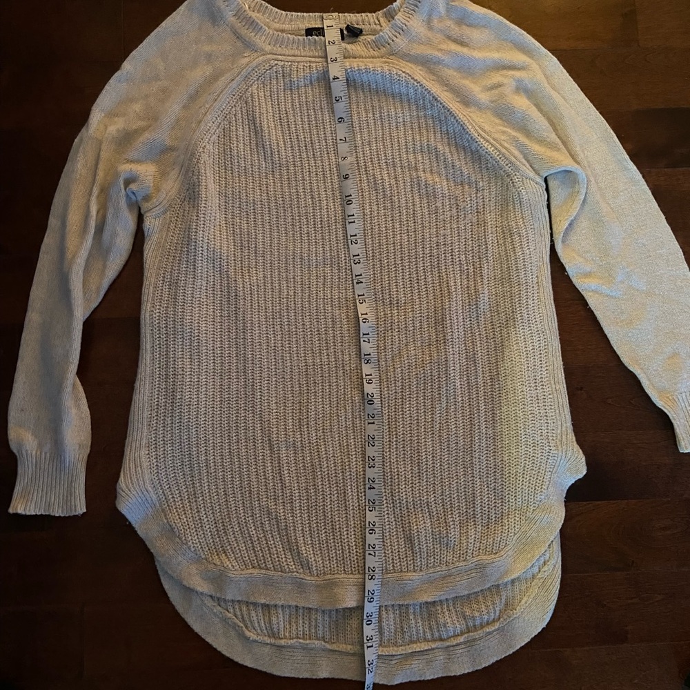 Cozy Knit Women's Sweater - Light Gray